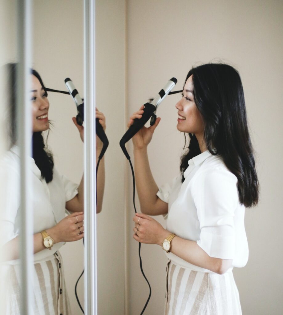 ironing hair white dress mirror